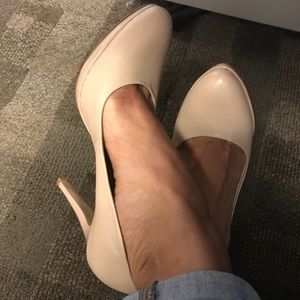Nude Nine West Pumps